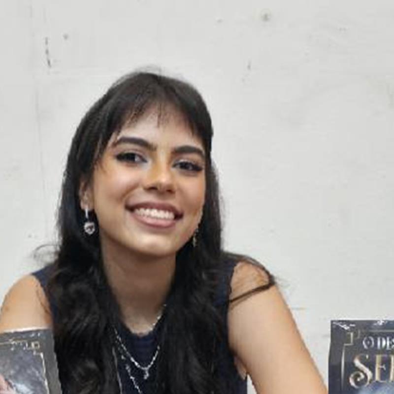 Lívia Ap. Santos