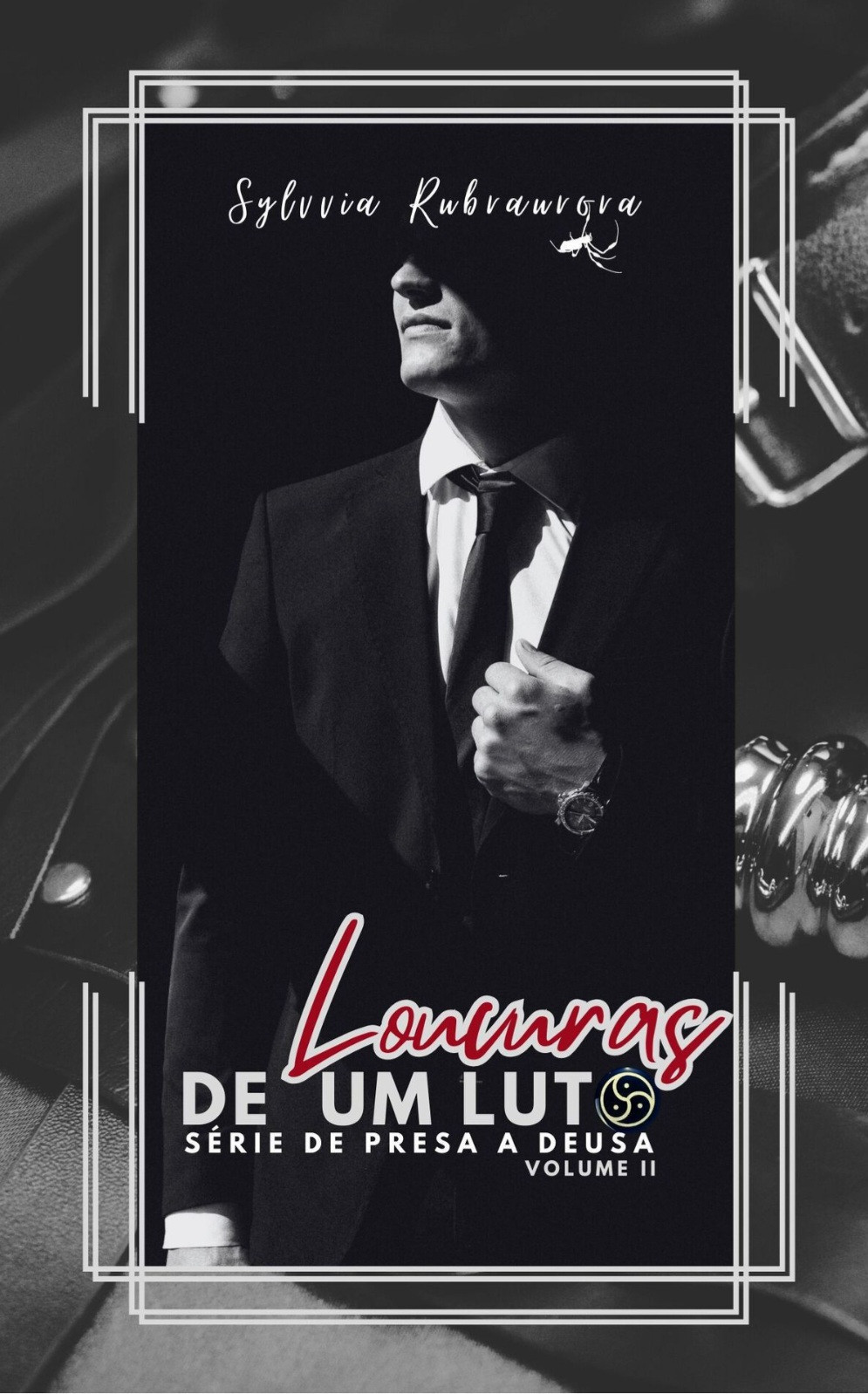 O tema do Livro que apoia o #desafio de hoje é:
38- Fale sobre o livro que mais te fez subir pelas paredes.

Com certeza, se esse não foi o que mais me fez subir pelas paredes, foi um dos finalistas nos últimos tempos 😂😂😂😂
Porque olha 🔥🔥🥵🔥🔥

Confesso que, mesmo que BDSM não seja a minha, a relação entre Milena e Ighor pega fogo nessas páginas. Ele, inicialmente chefe dela, se revela dominador. E ela, que a princípio era uma simples tradutora de LIBRAS na empresa dele, revela ter uma vida secreta e aceita ser a submissa dele. Aí... Vem as "loucuras" do título. 
Além dos hots em si (🔥🔥 maravilhosos 🔥🔥), adoro algumas subversões desse livro. Nada de mocinha abobada virgem, nada de homem de concreto sem nuances nem vulnerabilidades, a relação da mocinha com a mãe, sem segredos, tudo tem um tempero bem especial. Acho um detalhe digno de nota: o protagonista é surdo. Isso entra e encaixa perfeitamente na história, sem ser o mote principal (que, na minha opinião, costuma ser o erro de muitos autores ao tratar de alguma deficiência, como se a pessoa tivesse que se resumir àquilo ali ou como se a vida dela precisasse girar em torno disso).
Claro que tem que ter aquele quê de ação e aquele detalhe pra gente passar raiva ou não seria a @sylvviarubra 😂😂😂 

Este livro continua a história de "Sem fôlego", então há menções a Cláudia Toledo, protagonista do outro livro, já que toda a história de "Loucuras de um luto" é um depoimento de Milena a Cléber Portela, o policial federal que será protagonista do livro seguinte, meu querido "Bárbara & Cléber". Recomendo demais a leitura e deixo o link:

Loucuras de um Luto (Série de Presa a Deusa Livro 2) https://a.co/d/1kHQola

#Link365TemasLivros