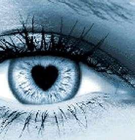 Um olhar, um sorriso, um beijo

Nem sempre está tudo bem
Às vezes a gente se sente um pouco triste
Nem sempre tudo sai como planejamos.
Somos humanos e erramos.

Mas o que é incrível 
É que mesmo se brigamos, se discutimos
Nunca dura muito tempo, não consigo
Sim, nós nos amamos

E sou fraco pois não precisa nada
Nada além de um olhar,
Um sorriso,
Um beijo

Pra então tudo voltar ao seu lugar
Pois te ver feliz
Com sentimento verdadeiro
É a única coisa que faz eu me encantar

@[100063464780171:2048:Eder Beraldo Junior]

Referências originais:
Facebook: https://www.facebook.com/photo.php?fbid=464834490273066
Export: facebook-algumaspoesias-19_5_2026-8zX610Ht.zip
Data original: 2013-06-30 13:32:08