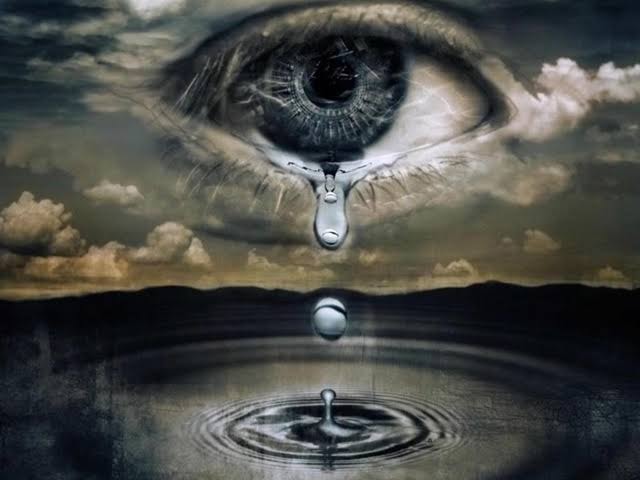 Parece ontem, eu era jovem
A vida inteira pela frente
Tantos sonhos e esperanças
Tantas certezas inocentes

Parece ontem, ainda lembro
Permaneceu na minha mente
Mas virou uma lembrança
Um desejo inconsciente. 

De um futuro tão incrível 
Felicidade a toda gente
O suor reconhecido
E um mundo consciente

Quando pisco os meus olhos
Onde foi que nos perdemos
Ou sequer nos encontramos
No caminho em algum momento? 

E a lágrima escorre o rosto
É o sentimento que restou
Disfarçado em um sorriso
Esconde o tempo que passou. 

Parece ontem, eu era jovem
A vida inteira pela frente
Tantos sonhos e esperanças
Tantas certezas inocentes...

Eder B. Jr.

Referências originais:
Facebook: https://www.facebook.com/photo.php?fbid=3813818228707992
Export: facebook-algumaspoesias-19_5_2026-8zX610Ht.zip
Data original: 2021-04-03 16:08:58