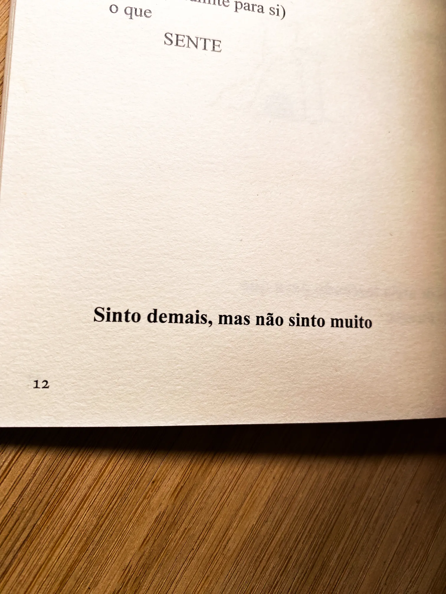 Da série: tentando atrair novos leitores com os títulos das poesias 🤍

https://www.threads.com/@verso.paralelo/post/DV4d1hmDqbG